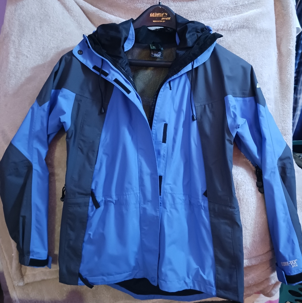 Women's Eastern Mountain Sports Gore-tex XCR Jacket
